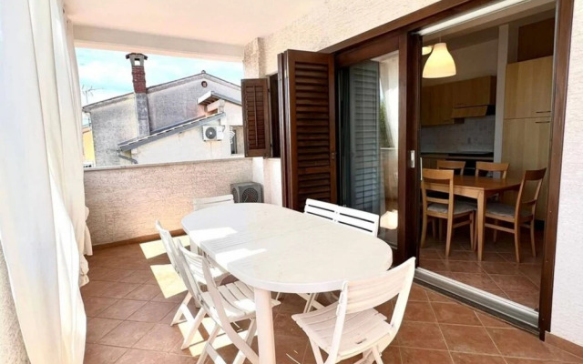 Charming Apartment With Garden