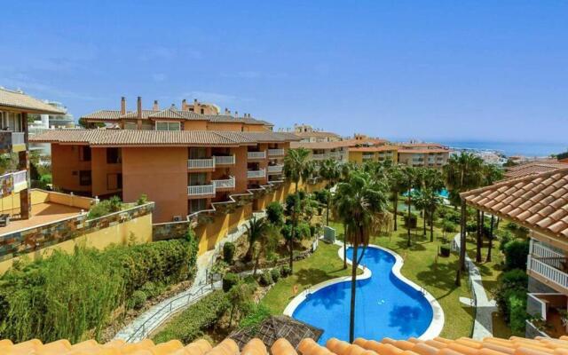 15-Modern Apartment in Higueron, Fuengirola!
