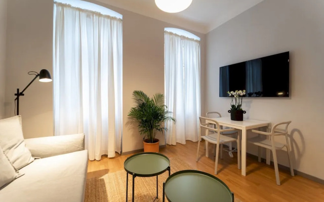 Pretty and Modern Apartment - Close TO Center