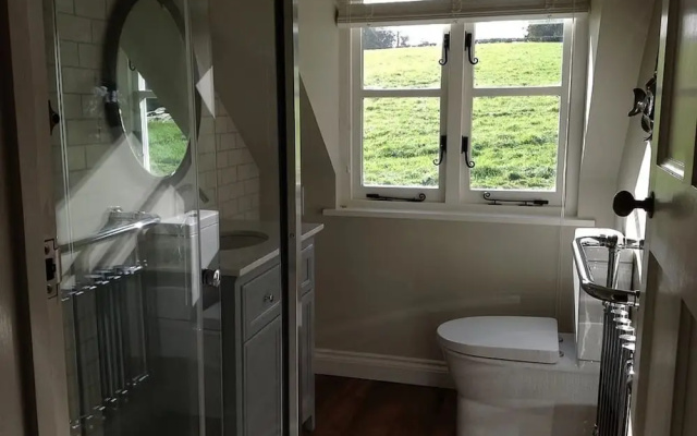 Field Cottage B&B