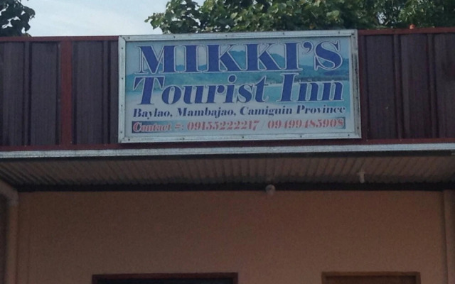 Mikki's Tourist Inn