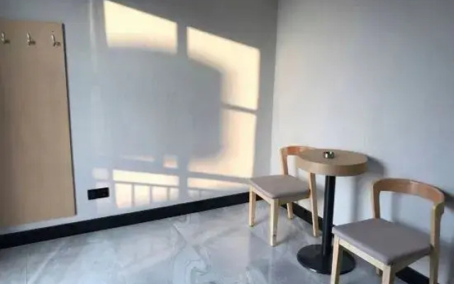 Jude Nobel Hotel (High-speed Railway Station Ganoderma Park Branch)