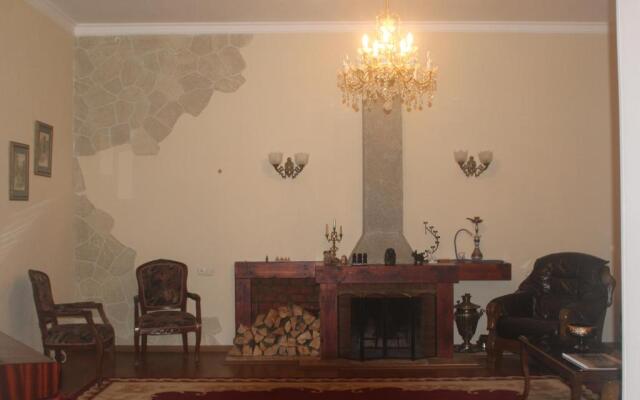 Guest House Tabidze.19