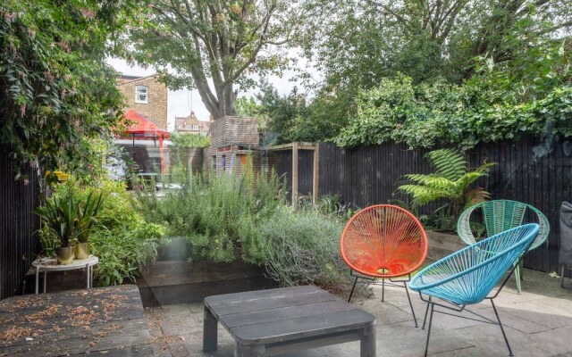 Family House In Peckham With Garden