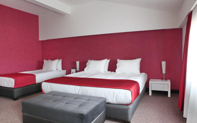 Nova City Hotel Signature Collection