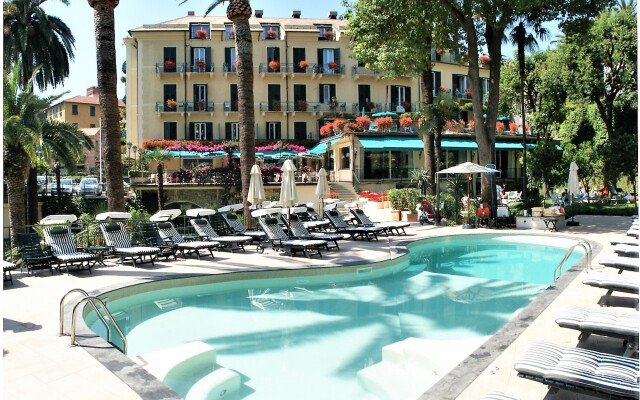 Hotel Metropole