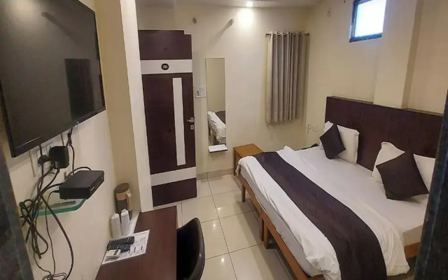 Hotel Rashika Palace