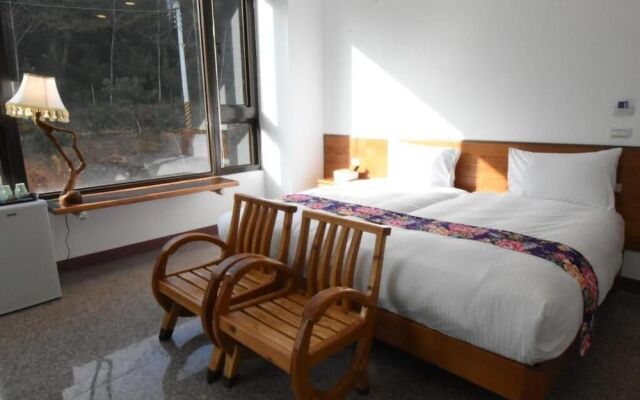 Sanyi Ju Xiang Minsu