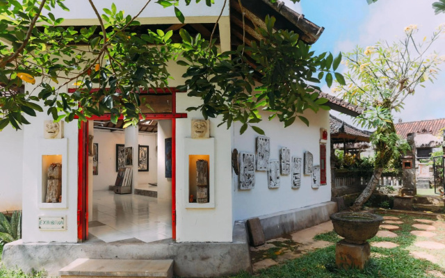 Rumah Paros & Gallery — 3-star hotel in Sukawati
