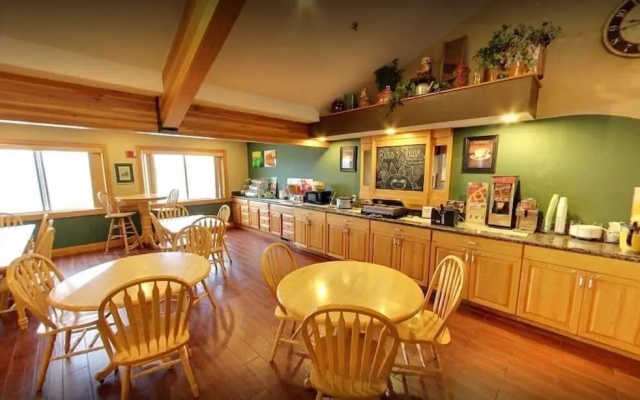 Quality Inn & Suites Peosta