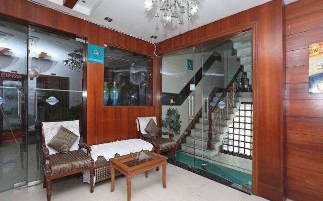 OYO 2801 Magnate Hotel