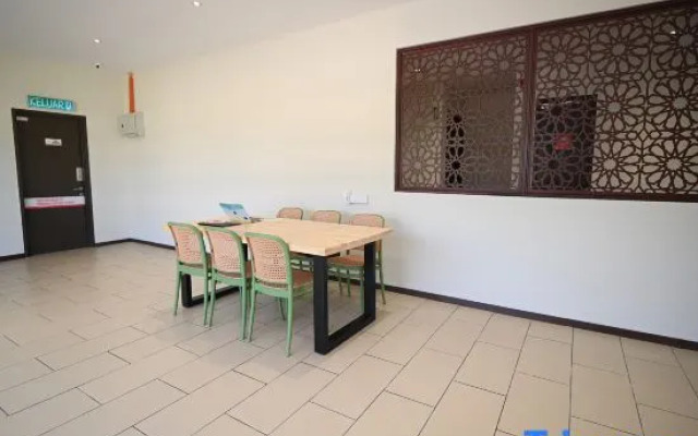 Swing & Pillows @ Apple Hotel Shah Alam