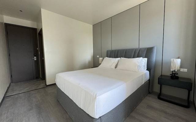 Grand Resort & Residences