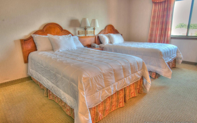 MCM Elegante Suites Abilene