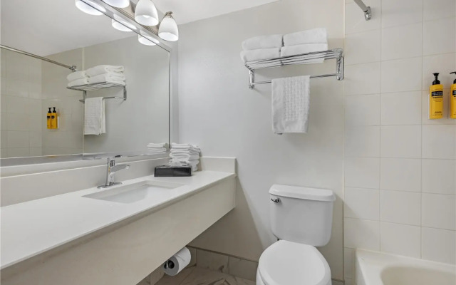 Best Western Plus Suites Downtown