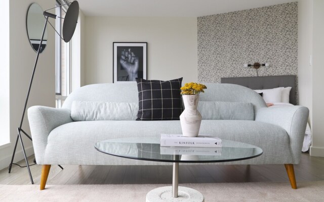 Sunny Lower Allston Suites by Sonder