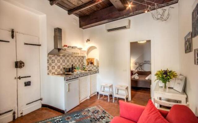 Lovely Studio Flat in the Heart of Trastevere