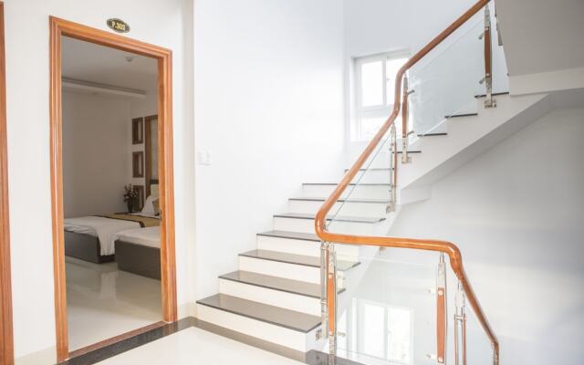 Sao Mai Hotel & Apartment