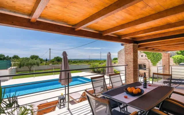 Villa Monteci Comfortable Holiday Residence