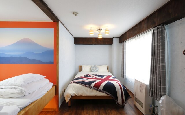 F24-402 Stylish Suite 1min from subway