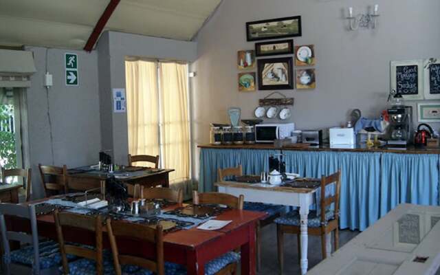 Homestead Guesthouse and Coffee Shoppe