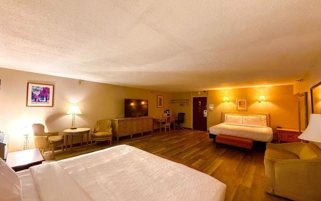 Presque Isle Inn & Convention Center