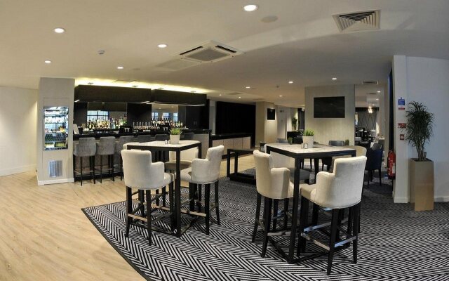 Holiday Inn Express Leigh - Sports Village by IHG