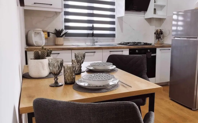 ina's apartment