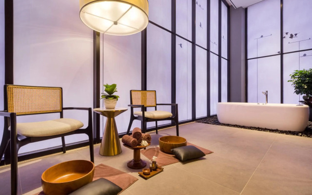M Resort & Hotel