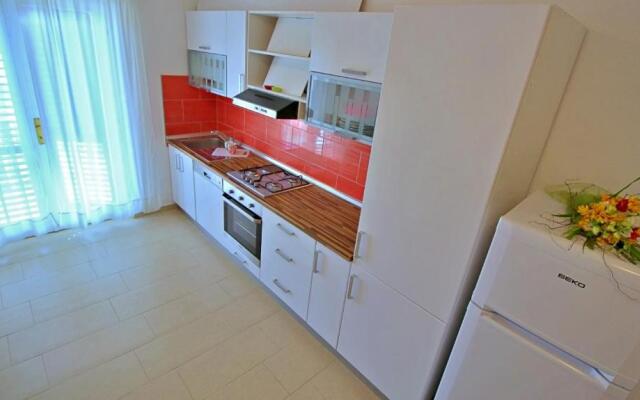 Apartments Iko