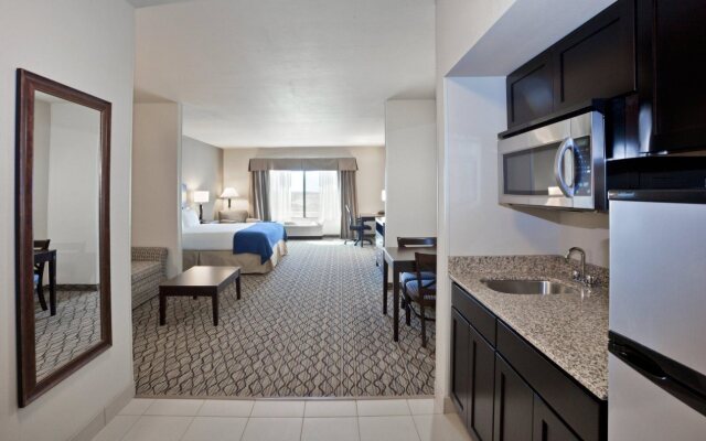 Holiday Inn Express & Suites Deming Mimbres Valley