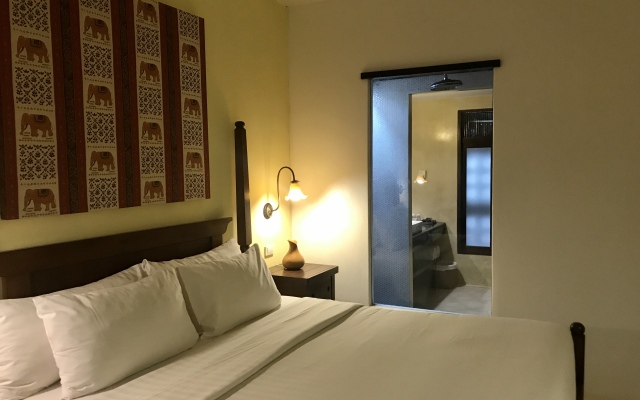 Ao Nang Colors - Aonang Beach Hotel
