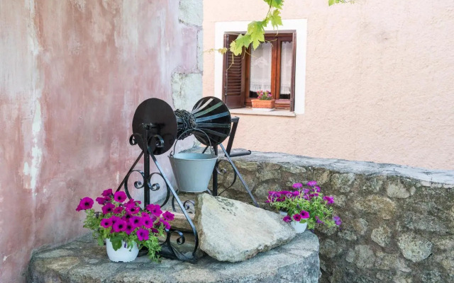 Antheia Houses