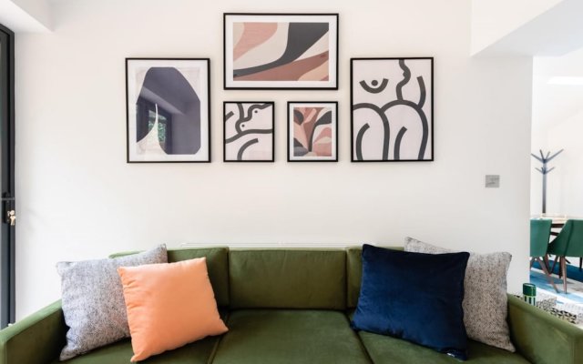 The Brixton Hill - Modern & Bright 2BDR Apartment with Garden