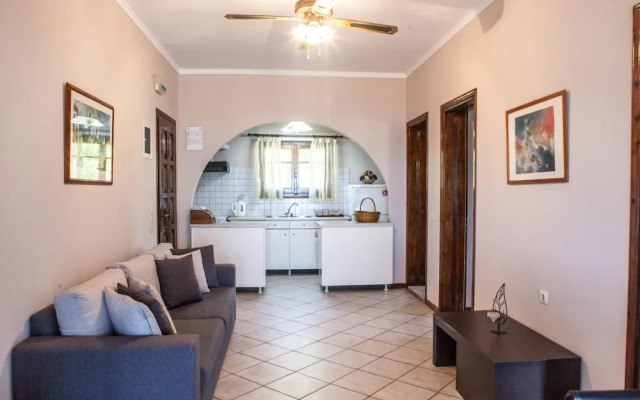 Eleana Apartments And Studios