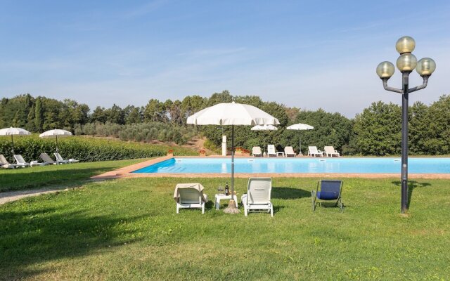 Montignano With Shared Pool