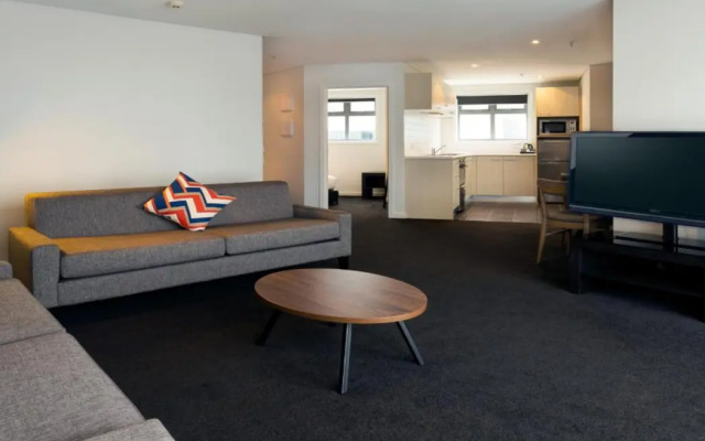 Oaks Auckland Hotel