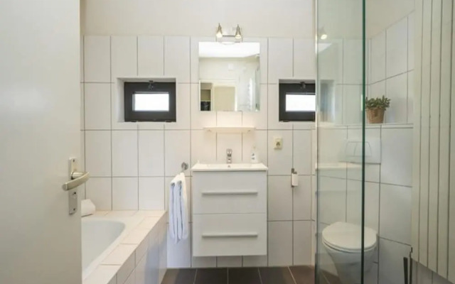 Detached 6 Pers Holiday Home