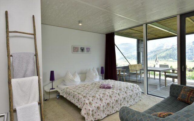Glas House - Design Holiday Home