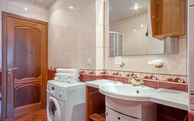 Lux Apartments Bolshaya Spasskaya