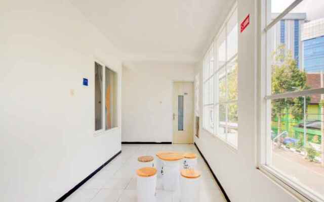 OYO 3770 Jasmeen Family