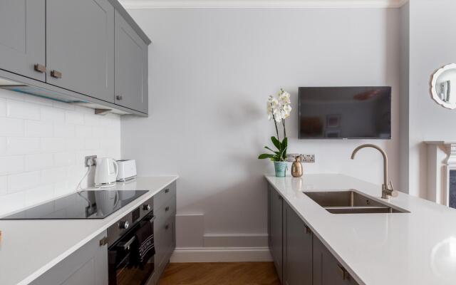 Pembridge Beautiful Garden Flat in Notting Hill