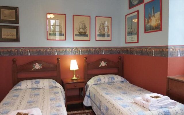 Los Alamos Bed And Breakfast
