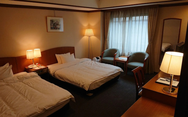 Kasuga Hotel