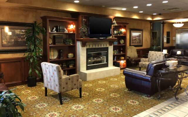 OYO Townhouse Oklahoma City Airport