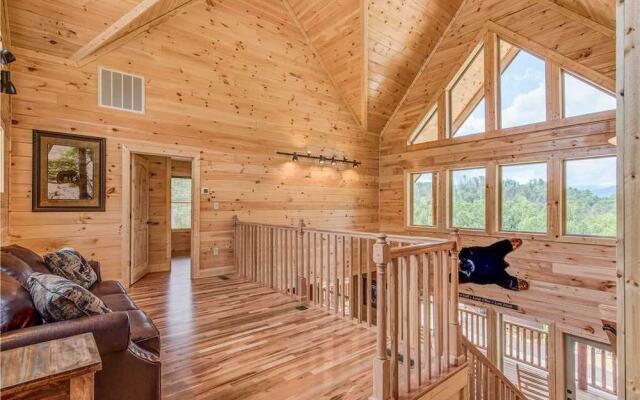 Smoky Mountain Dream - Five Bedroom Cabin