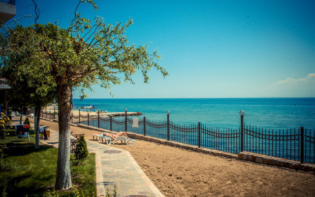 Messambria Fort Beach