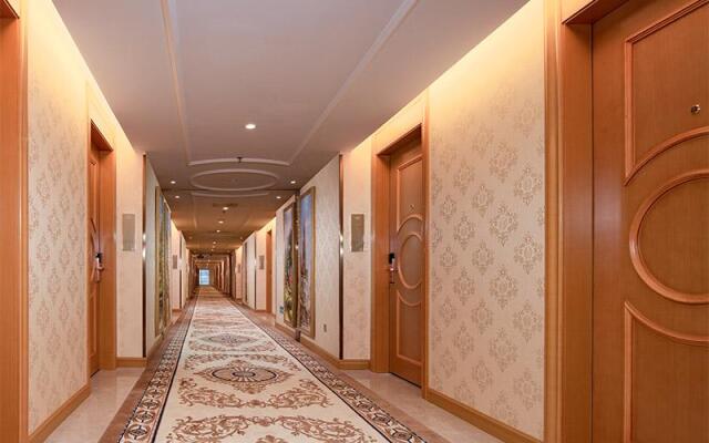 Vienna Hotel Guangdong Dongguan Humen High-Speed Railway Station