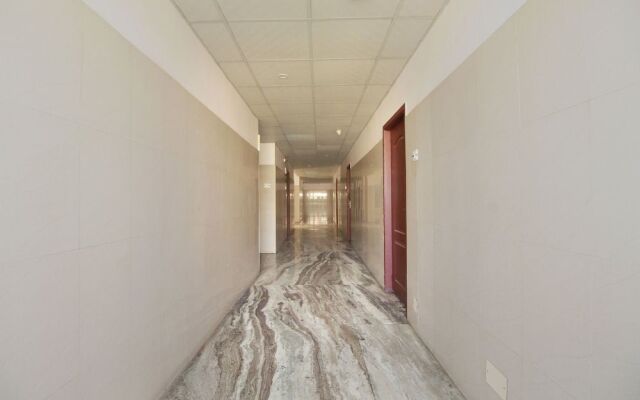 OYO 11669 Abrigo City Centre Gandhipuram