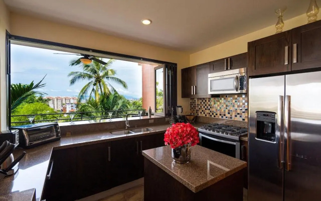 Pinnacle Resorts 220